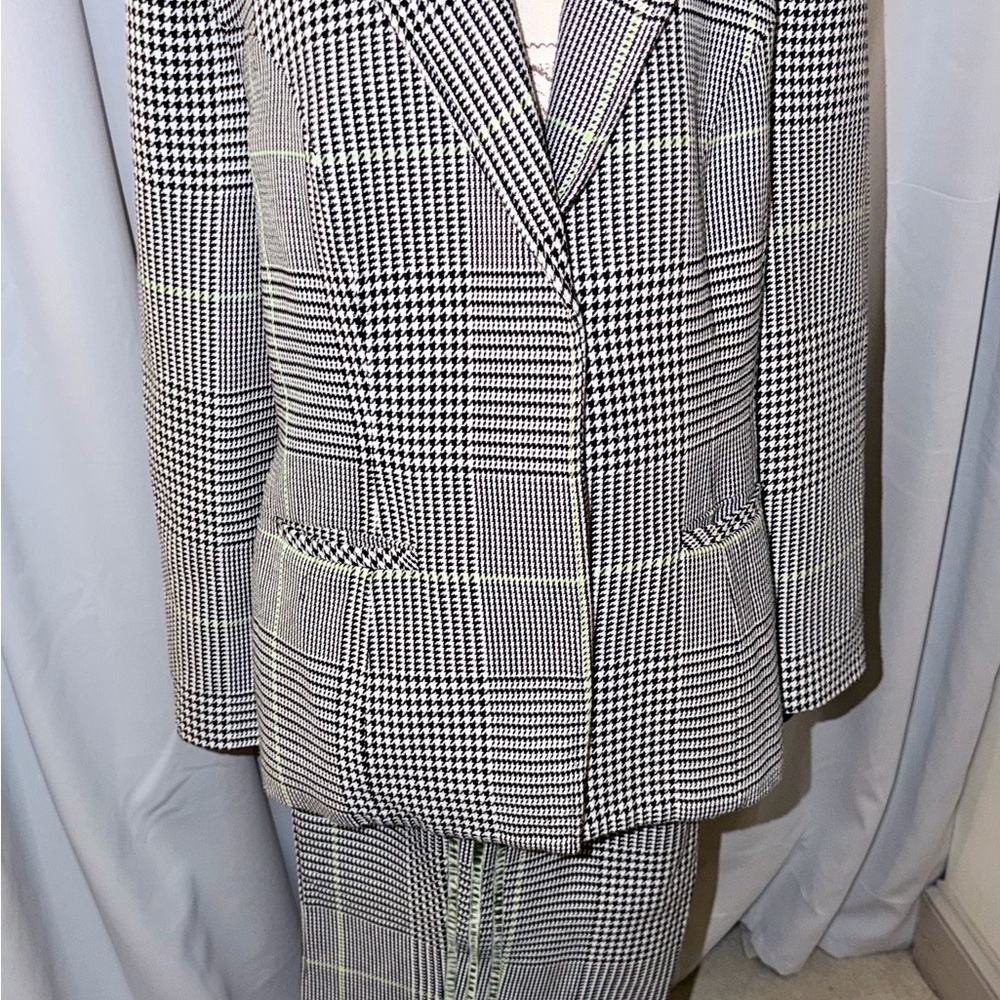 Adidas Ivy Park pants suit.